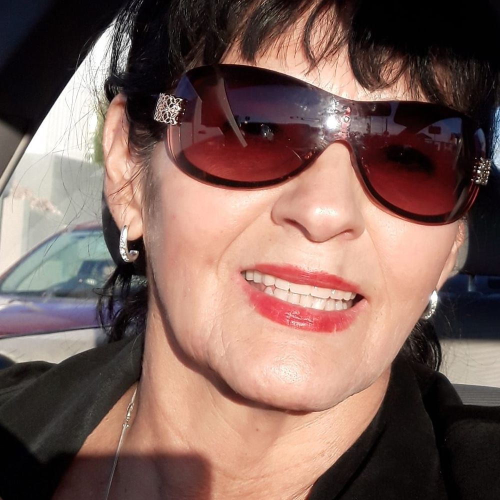 Meet your Posher, Nanette